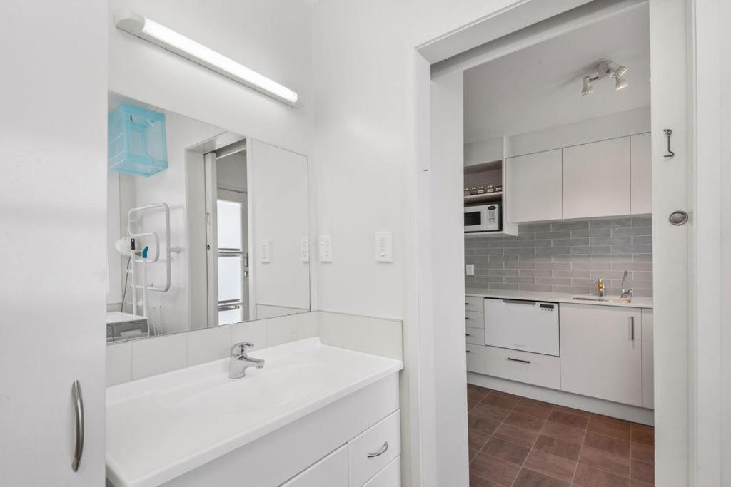 Central Stay - Taupo Flat エクステリア 写真