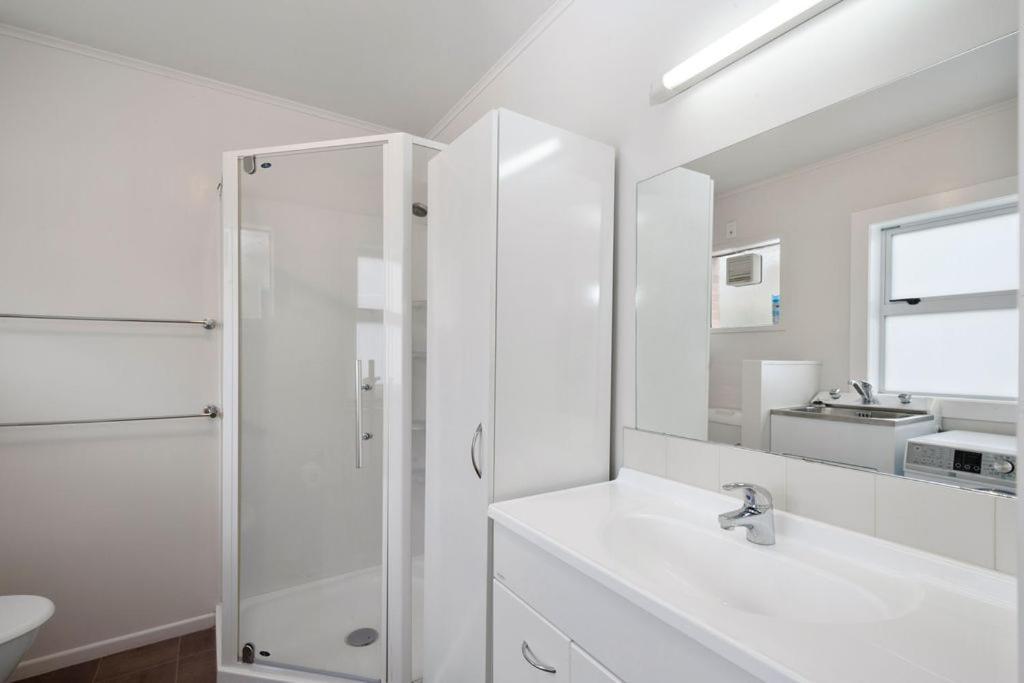 Central Stay - Taupo Flat エクステリア 写真